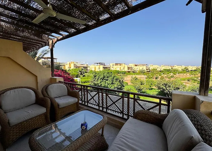 Sea View 3bdr With Balcony L Einbay Sokhna *
